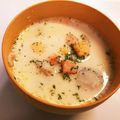 Risaa☆♪♪♪'s cooksnap of when they made 鶏もも肉と里芋のとろっとろ豆乳スープ.