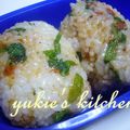 yukiはぴ's cooksnap of when they made 大葉にんにく醤油deやみつきおにぎり♪.