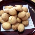 いもまん's cooksnap of when they made 卵黄のみ☆大人も美味しいたまごぼーろ.
