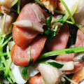 はるたんママ0727's cooksnap of when they made 舞茸と豆苗とウインナーの中華炒め.