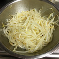 107747's cooksnap of when they made 簡単！おいしい！もやしのナムル.