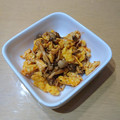 ラリー＆サラ's cooksnap of when they made 簡単!!卵としめじの炒め物!!.