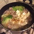 クックLVXNC4☆'s cooksnap of when they made 勿体無い精神野菜クズで豚汁.