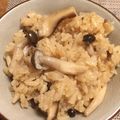 くーやん74's cooksnap of when they made 基本の炊き込みご飯…しめじご飯.