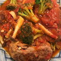 う～んさん's cooksnap of when they made 野菜ときのこたっぷり煮込みハンバーグ.