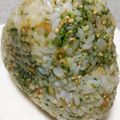 こむぎぱくぱく's cooksnap of when they made 揚げ玉とゴマのおにぎり.