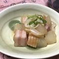 hirorema's cooksnap of when they made 大根とベーコンの煮物.