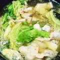 yumi9353's cooksnap of when they made ウェイパーで☆豚肉、白菜の食べるスープ.