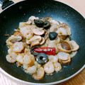 ひでぱか's cooksnap of when they made 【簡単】エビとマッシュルームのアヒージョ.