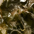 おそらのつばめ's cooksnap of when they made 玉ねぎとワカメの酢の物.