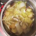 ☆yuuyu☆'s cooksnap of when they made 鶏団子と白菜と春雨のスープ.