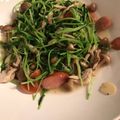 クックD4LCV2☆'s cooksnap of when they made ☆豆苗としめじのガリバタ醤油炒め☆.
