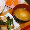 ぐうたら主婦みん's cooksnap of when they made 【風邪】卵と千切りキャベツの味噌汁.