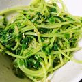 ひ-ﾁｬﾝ's cooksnap of when they made 簡単に豆苗お浸し.
