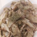 kimimaruo's cooksnap of when they made ごぼうとキノコのアンチョビ炒め.