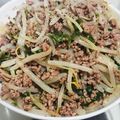 ナスピヨ's cooksnap of when they made 超簡単 もやし肉炒め.