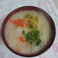 イチゴ、イチゴ。's cooksnap of when they made 味噌汁☆おもち入り♪.