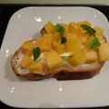 melmarilyn's cooksnap of when they made 柿×クリチに、塩・レモントースト.