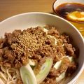 kawaramono's cooksnap of when they made 創味のつゆで簡単再現、旨辛肉つけうどん.