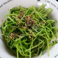 ひなたこやき's cooksnap of when they made シャキシャキ☆豆苗のごま和え.