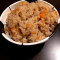 クックK0FUDH☆'s cooksnap of when they made 舞茸とにんじんの炊き込みご飯.