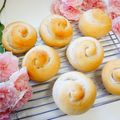 makichihua's cooksnap of when they made HBで生いちごを使ったいちご食パン♪.