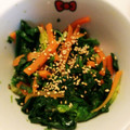 クックE662AA☆'s cooksnap of when they made 簡単♡ほうれん草と人参のナムル.