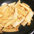 Takahashi9's cooksnap of when they made はやとうりのバター醤油炒め.