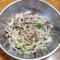 ☆魔矢☆'s cooksnap of when they made 大葉と胡麻油香る♡ツナと大根の塩昆布和え.
