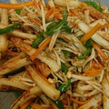 ☆ドキンちゃん☆”'s cooksnap of when they made 彩り◎エノキと竹輪のごま炒め.