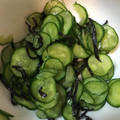キャサりんご★'s cooksnap of when they made ★簡単★やみつき！きゅうりの塩こんぶ和え.