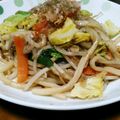 かわはぎﾛｰﾙ's cooksnap of when they made フライパンで簡単！焼きうどん♡.