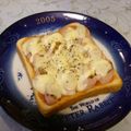 龍青空ママ's cooksnap of when they made *魚肉ソーセージのチーズトースト*.