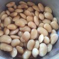 かよばぁ's cooksnap of when they made お豆が好きになる!柔らか白花豆の甘煮.