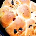 レオノン♥'s cooksnap of when they made ＨＢでレーズンたっぷりちぎりパン.