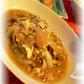 tamakohanako's cooksnap of when they made 給料前に★ブタとシメジのチャチャット丼.