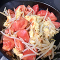 yupi☆★'s cooksnap of when they made トマトともやしの卵炒め.