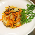 Meguminomy's cooksnap of when they made 人参と玉葱の塩こんぶ和え.