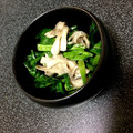 ぱるんたん's cooksnap of when they made レンジで簡単★ほうれん草とキノコのナムル.