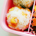 ＊ししまる＊'s cooksnap of when they made 揚げ玉と紅生姜のおにぎり.