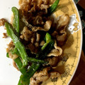 もんすけまま's cooksnap of when they made ニンニクの芽と厚切り豚のオイスター炒め.