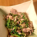 ☆クックhi☆'s cooksnap of when they made お箸とまらん☆豆苗とまいたけの豚肉炒め.