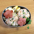 ホガラカ's cooksnap of when they made 水菜と鮭フレークのおにぎり♪.