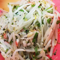 クックひとみん♡'s cooksnap of when they made もやしと大葉ちりめんゆかり和え.