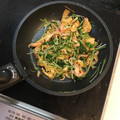 ★さきチャン★'s cooksnap of when they made 簡単！カニカマと水菜と薄あげでゴマ油炒め.