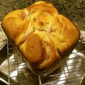 2michi's cooksnap of when they made レンジパンで「苺マーブルパン」♪.