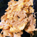 ゆるっぷん408's cooksnap of when they made 簡単ランチ　えのき ちくわ 卵とじ丼.