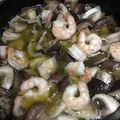 PePePuPu's cooksnap of when they made 簡単！シーフードミックスでアヒージョ♫.