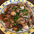 HikariNMY's cooksnap of when they made 豚肉と長芋とうずらの胡麻照りペッパー炒め.