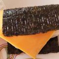 喜八＆Hacchi's cooksnap of when they made おもちとチーズの海苔巻き♪.